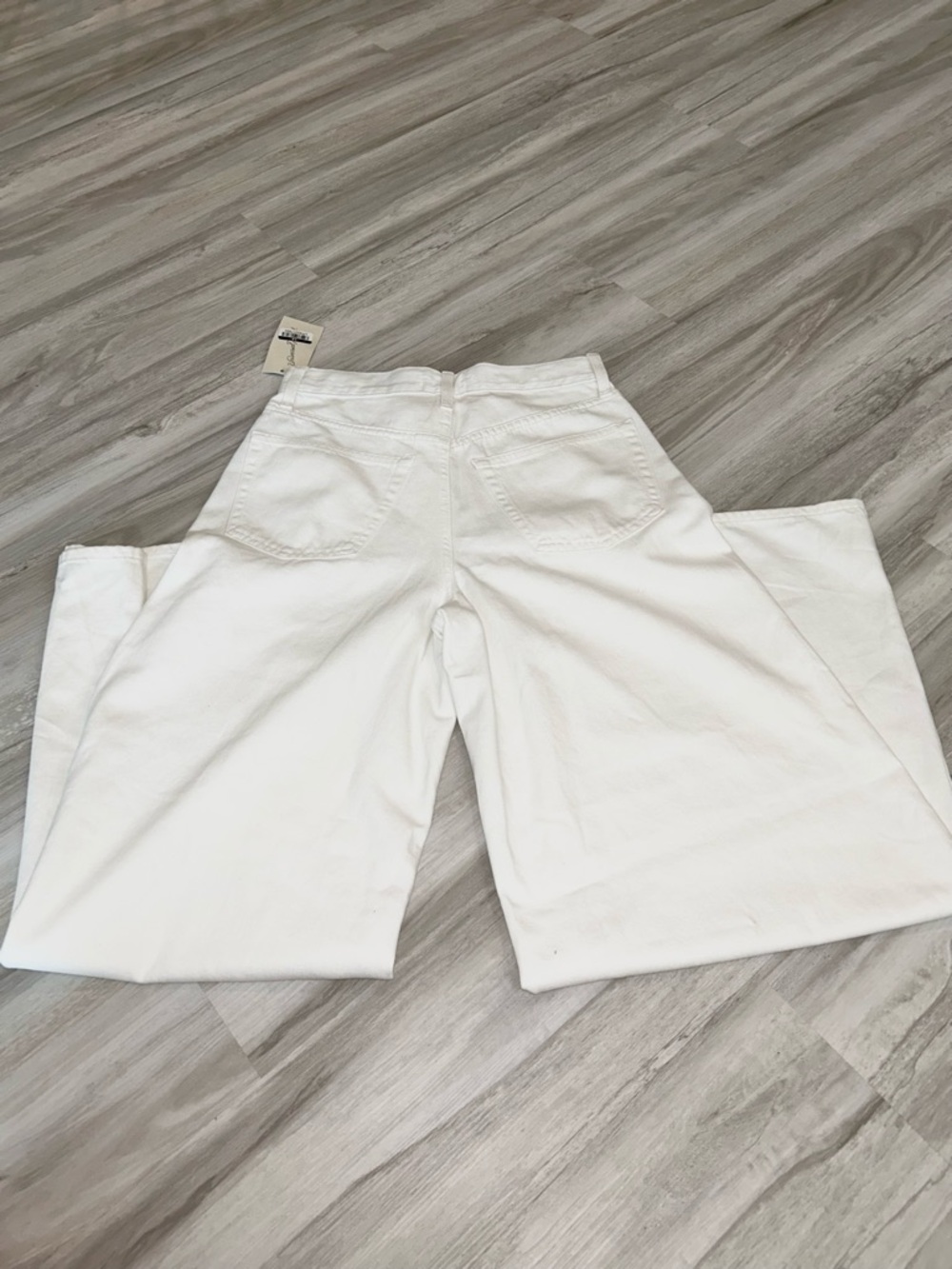 NWT UNIVERSAL THREAD Wide-Leg Hi-Rise Jeans - Picture 7 of 7